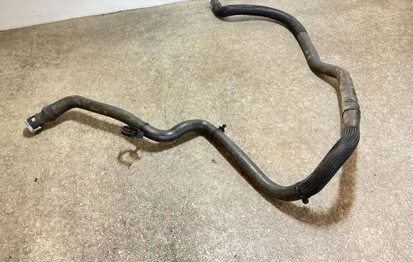 Ford Mach-E I Electric car engine cooling hoses/pipes LJ938D059CE