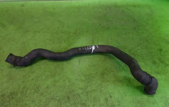Skoda Octavia Mk2 (1Z) Engine coolant pipe/hose