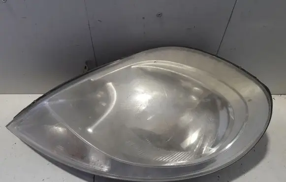 Opel Vivaro Headlight/headlamp 8200701354