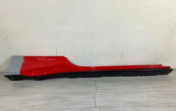 Ferrari 488 Pista Sill