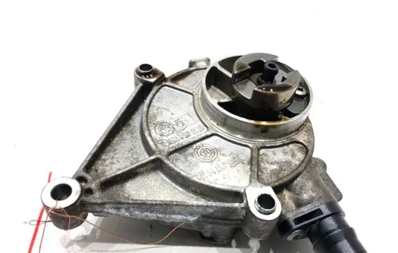 BMW 3 F30 F35 F31 Vacuum pump 0710336182A