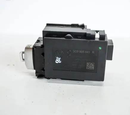 Volkswagen PASSAT B6 Ignition lock 3C0905843R