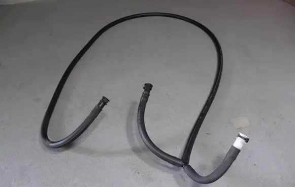 Mercedes-Benz ML W164 Headlight washer hose/pipe 
