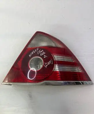 Ford Mondeo Mk III Rear/tail lights 1S7113404A 0374D 6S7113404A