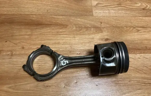 Audi A6 S6 C6 4F Piston with connecting rod 059AB