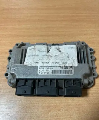 Citroen C4 I Engine control unit/module 9662307380 9644692380 225000167