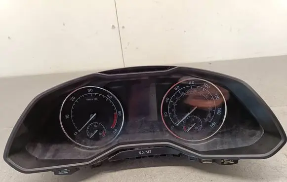 Skoda Superb B8 (3V) Speedometer (instrument cluster) 3V0920941A 1673960977 VD10482408