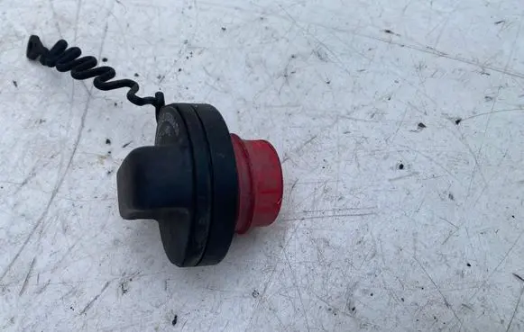 Volvo S80 Fuel tank filler cap 