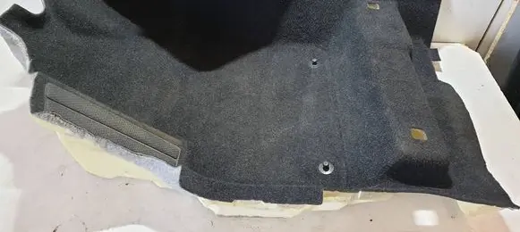 Volvo XC40 Front floor carpet liner 32288010 181220203 106467190103