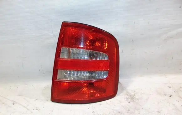 Skoda Fabia Mk1 (6Y) Rear/tail lights 6Y9945112B 6Y9945258