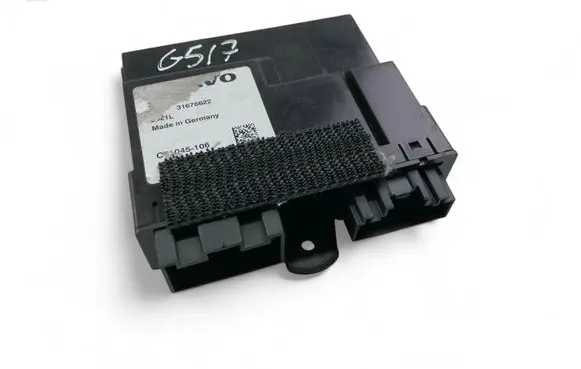 Volvo S90, V90 Tailgate/trunk control unit/module 31676622