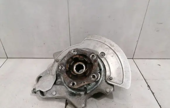 Porsche 718 Cayman 982 982c Rear wheel hub spindle/knuckle 982505436D