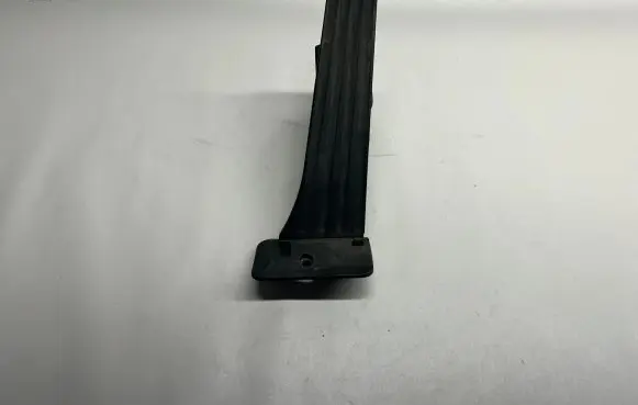 BMW 2 F46 Accelerator throttle pedal 6860000 35426860000