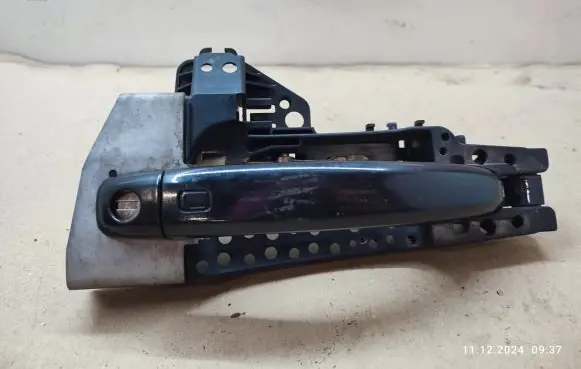 Audi A5 Sportback 8TA Front door exterior handle 8T01837885