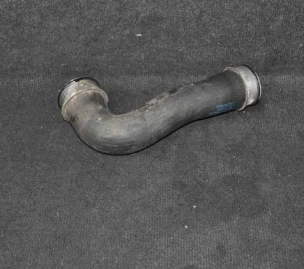 Volkswagen PASSAT B6 Intercooler hose/pipe 1K0145834L