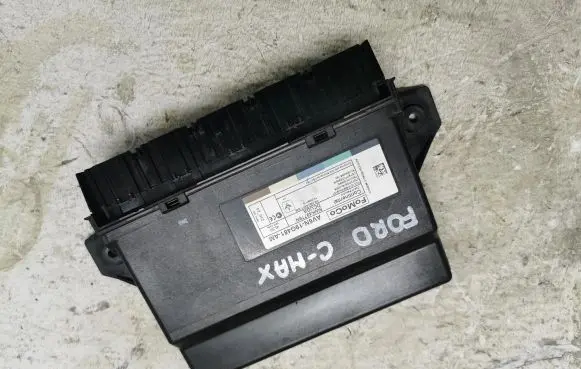 Ford C-MAX II Comfort/convenience module AV6N-19G481-AM