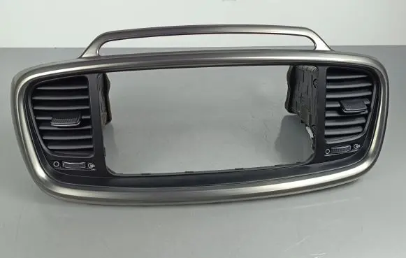 Radio/GPS head unit trim