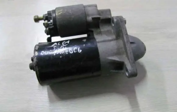 Alfa Romeo 147 Starter motor 0001107066