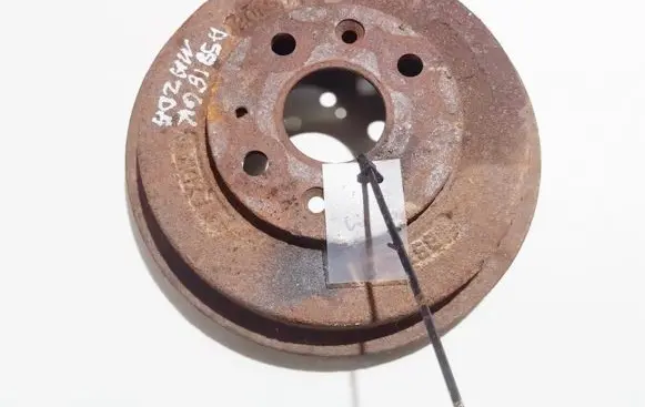 Mazda 323 Drum brake (rear) 