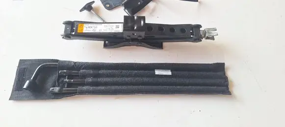 Ford Ranger Lift Jack AB3117A078CA