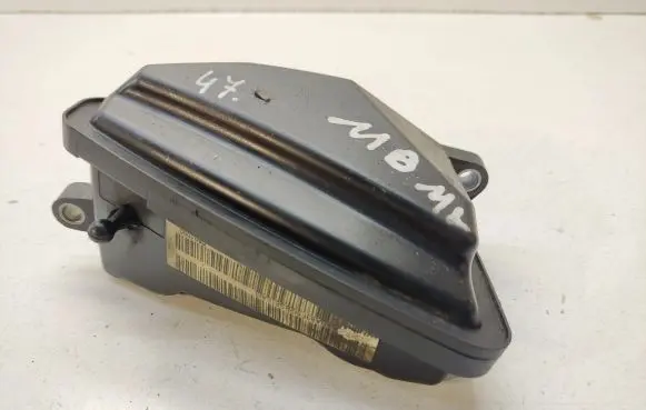 Mercedes-Benz ML W164 Intake resonator A6421400087