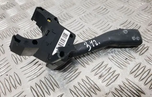 Skoda Fabia Mk1 (6Y) Wiper control stalk 4B0953503F