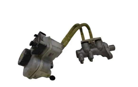 Opel Meriva A Master brake cylinder 32665656 32662904