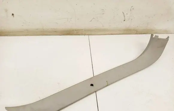 Toyota Avensis T250 (D) pillar trim (bottom) 6793805010