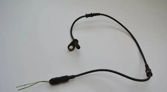 Mercedes-Benz E W211 ABS brake wheel speed sensor A2115402917