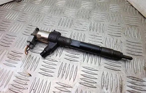 Mitsubishi ASX Fuel injector 1465A323