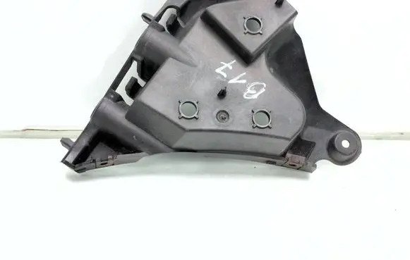 Volvo XC60 Front bumper mounting bracket 30764618