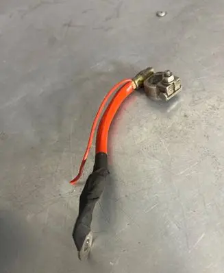 Ford Kuga II Positive cable (battery)