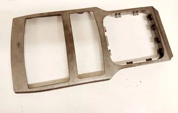 Subaru Outback Center console 