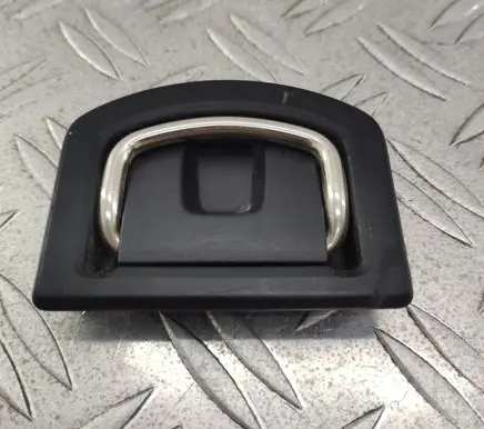 Volkswagen PASSAT B8 Tie down hook / loop 5M0863503
