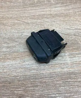 Peugeot 306 Electric window control switch 22630