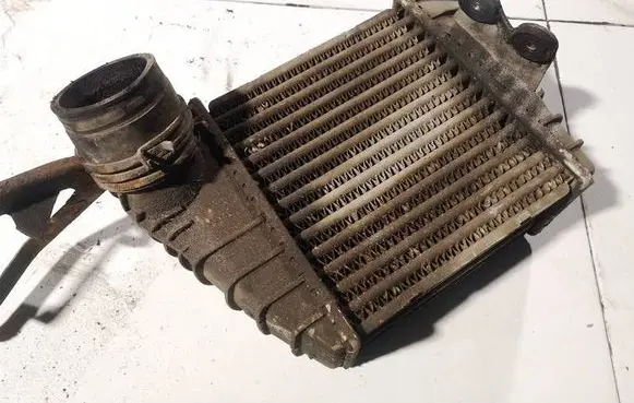 Volkswagen Golf IV Intercooler radiator