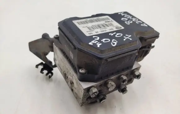 Ford Mondeo MK IV ABS Pump 8G912C405AB 54085037A 16565704