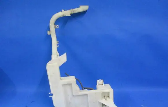 Windshield washer fluid reservoir/tank