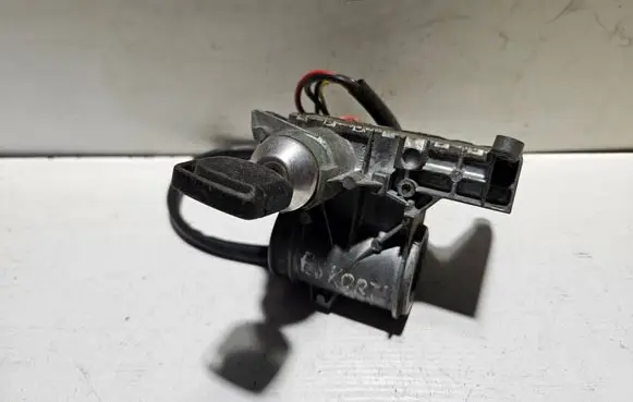 Ford Escort Ignition lock 91AB3675 91AB3675AC