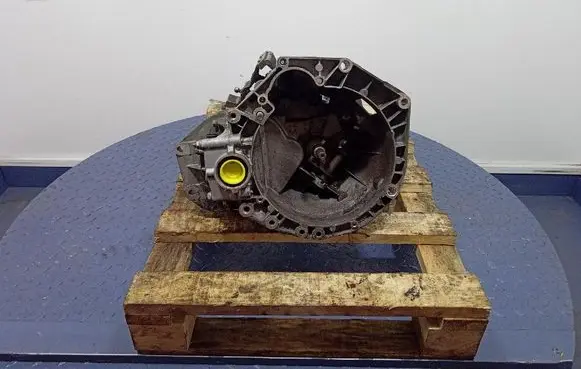 Fiat Punto (199) Manual 6 speed gearbox 55204040