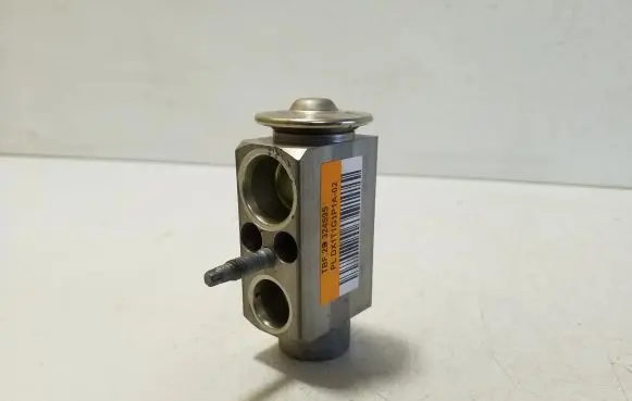 Volvo XC40 Air conditioning (A/C) expansion valve A11051434 324595
