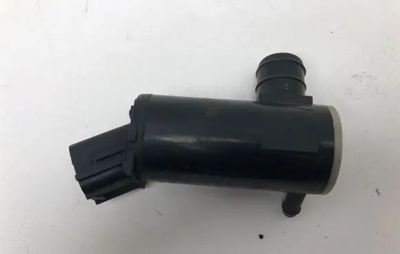 Hyundai ix35 Windscreen/windshield washer pump 985102S000 12V111092436 111107