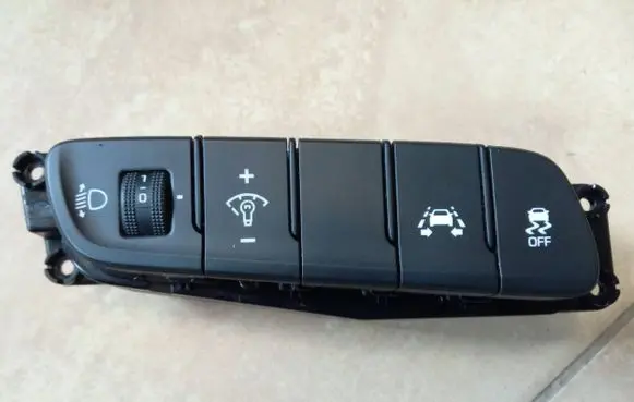 Hyundai i30 Multifunctional control switch/knob 93701G4190 NE68010