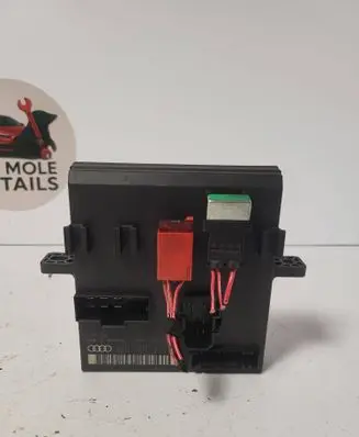 Audi A4 S4 B7 8E 8H Comfort/convenience module 8E0907279C 21072003