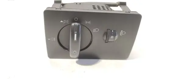 Ford Focus Light switch 4M5T13A024EA 04059710 070313B2