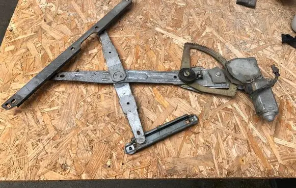 Ford Sierra Front door window regulator with motor 85GBA23200BA