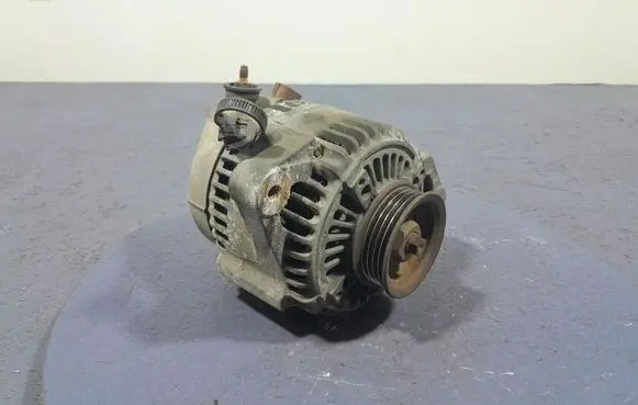 Toyota Yaris Verso Generator/alternator 27060-21020