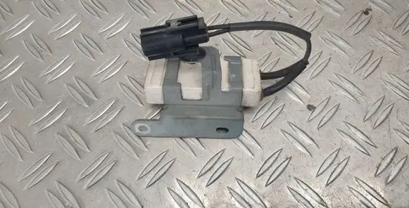 Toyota Yaris Coolant fan relay 2468106110
