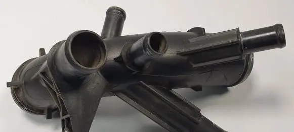 Dodge Nitro Engine coolant pipe/hose