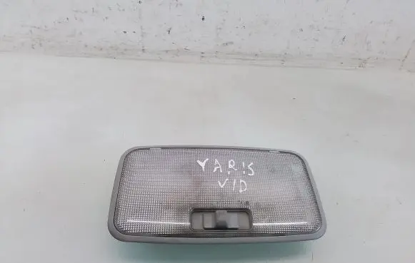 Toyota Yaris Rear seat light